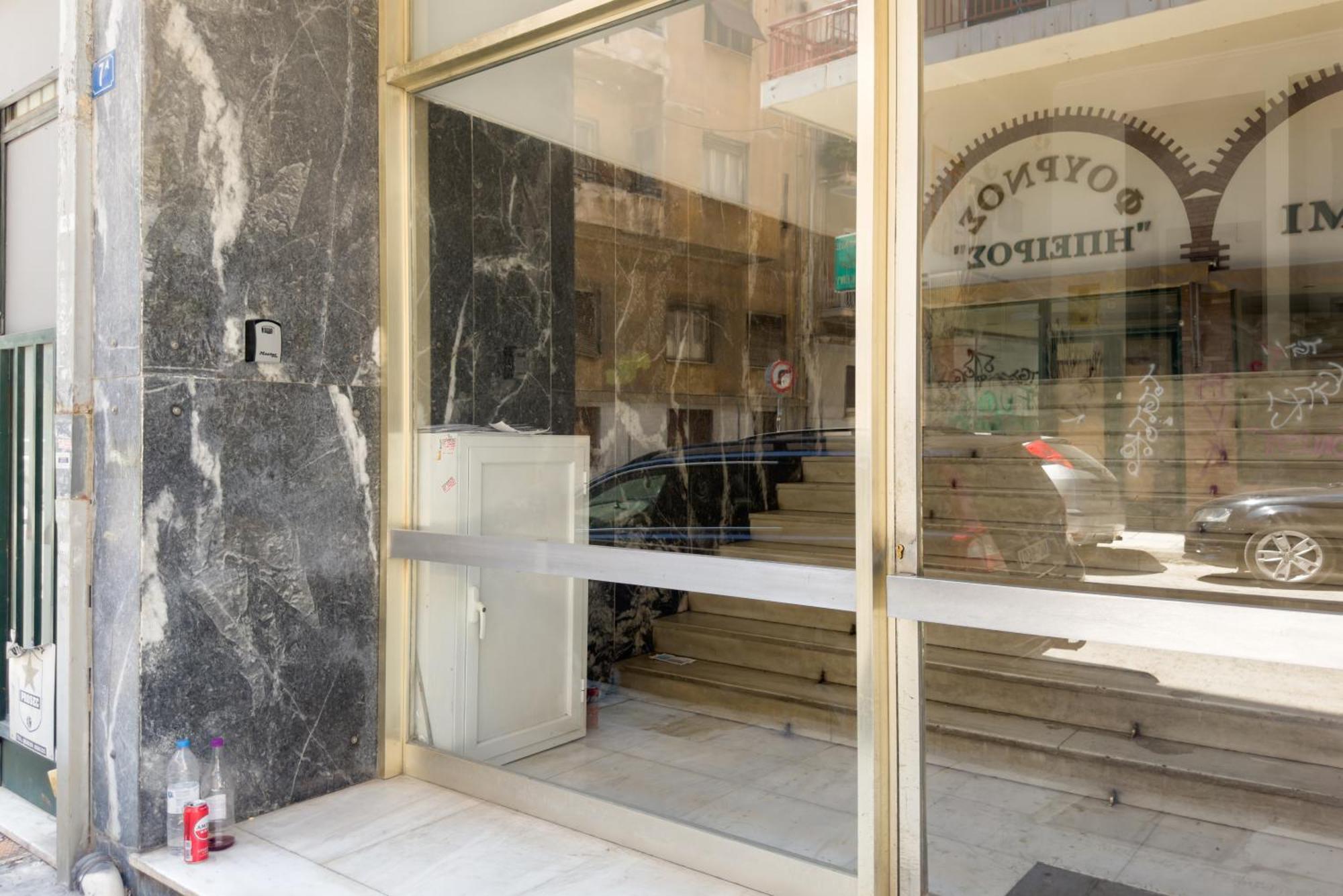 Noelli cozy&modern apartment Atene Esterno foto