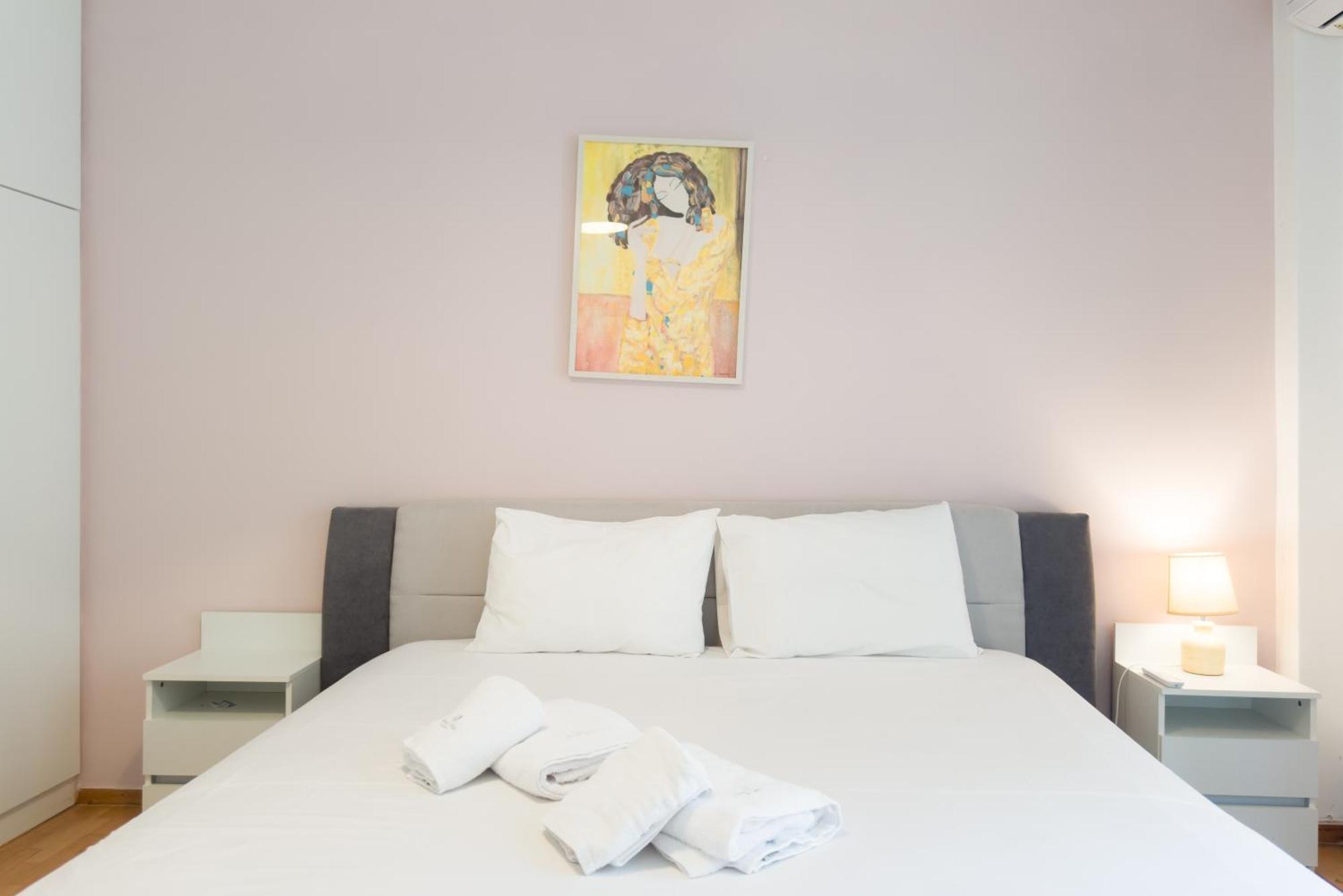 Noelli cozy&modern apartment Atene Esterno foto